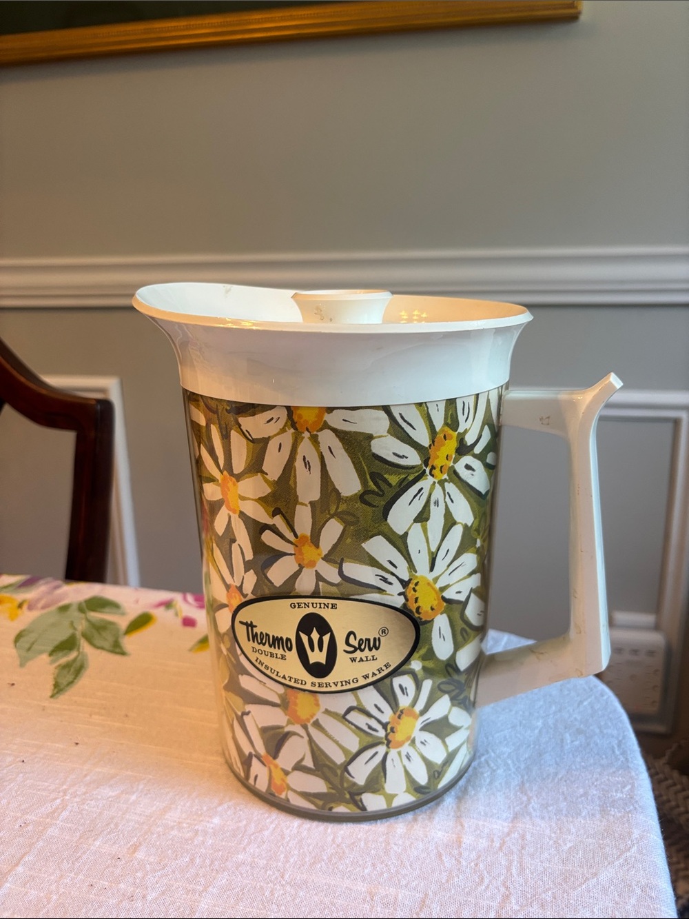Vintage West Bend Thermo Serv Retro Daisy Insulated Pitcher - White & Green